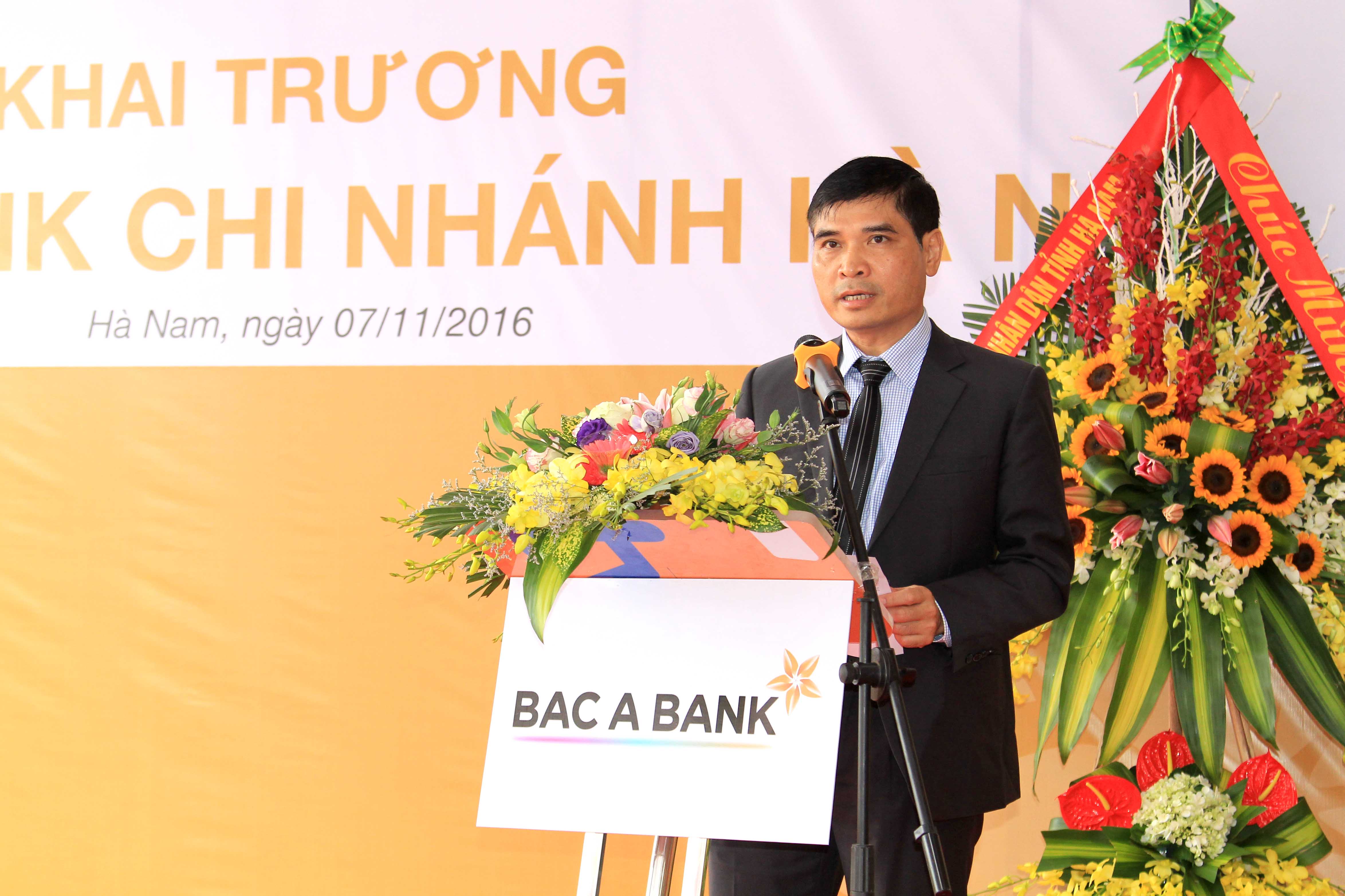 Ông Nguyễn Văn Hiếu – Giám đốc Ngân hàng Nhà nước tỉnh Hà Nam